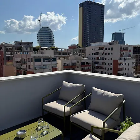 La Luxury Rooftop Apartamento Tirana