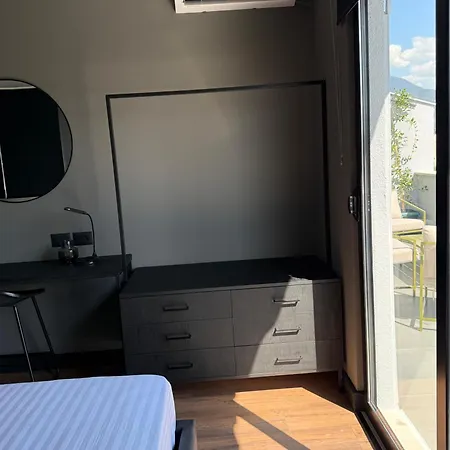 Apartamento La Luxury Rooftop Tirana