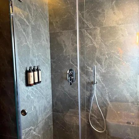 La Luxury Rooftop Tirana