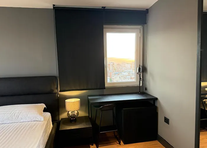 La Luxury Rooftop * Tirana