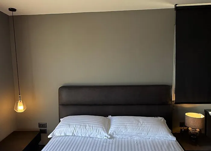 La Luxury Rooftop * Tirana